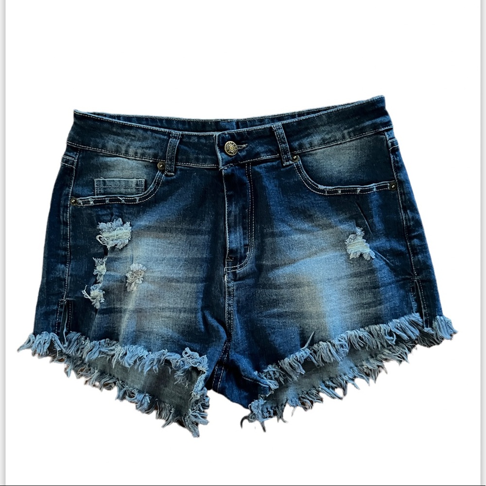 Shorts / Size medium